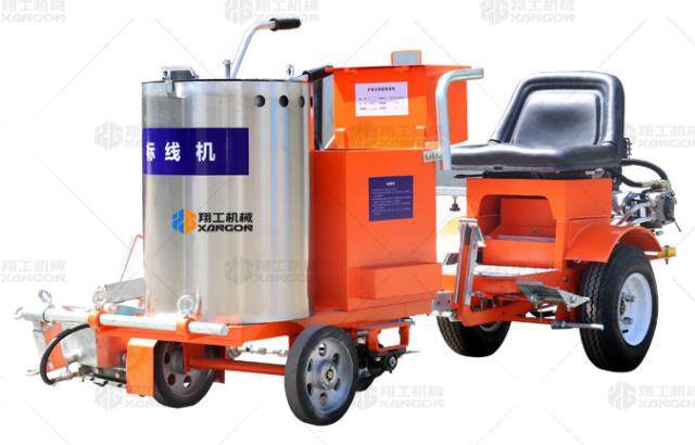 熱熔劃線機配置助力車，高施工高標線質量